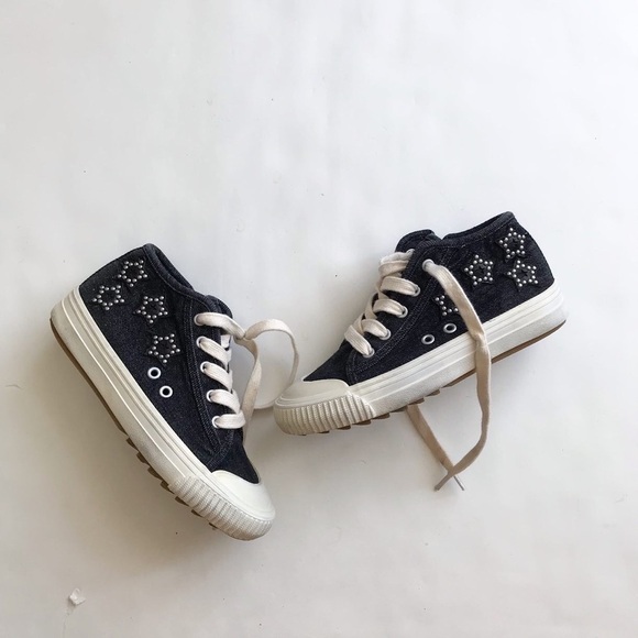 Zara black canvas star appliqué cap sneakers EUC size 29(11.5) - Picture 1 of 6